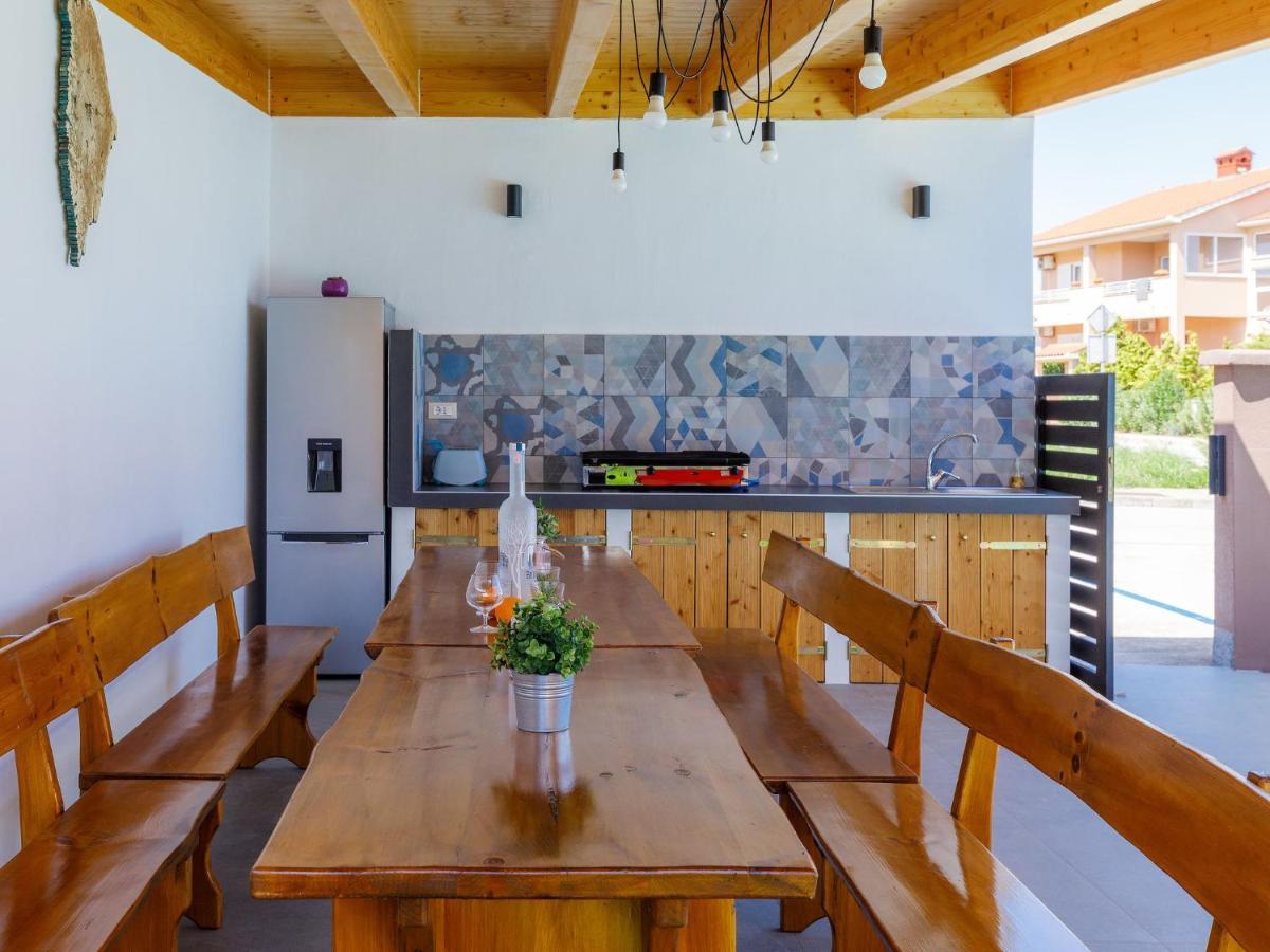 Holiday Home House Eric&Paolo By Interhome Пула Екстериор снимка