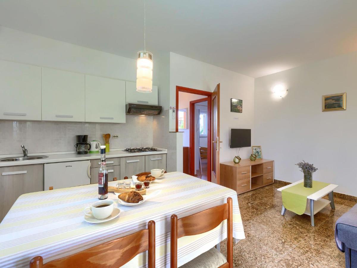 Holiday Home House Eric&Paolo By Interhome Пула Екстериор снимка