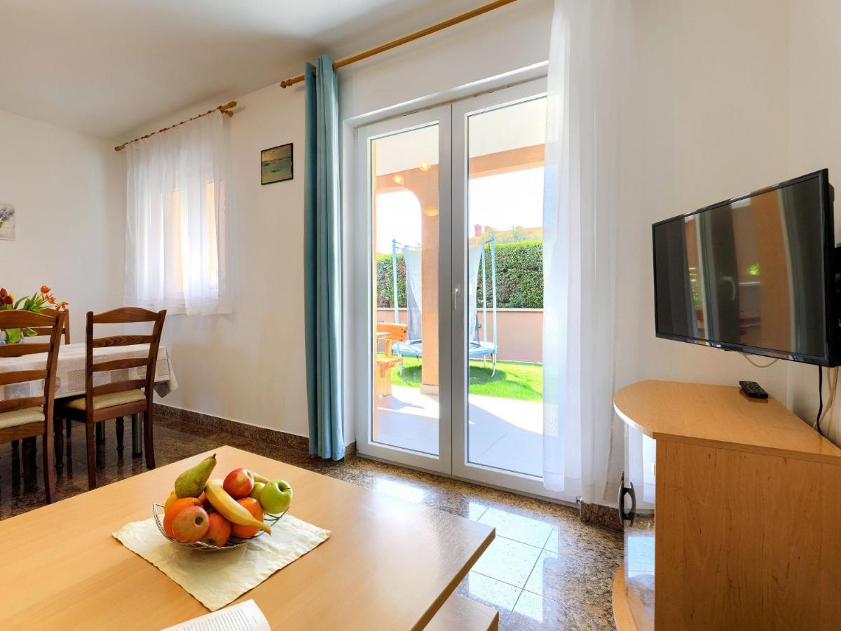 Holiday Home House Eric&Paolo By Interhome Пула Екстериор снимка